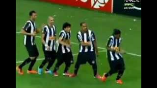 Ronaldinho Goal and Celebration Cruzeiro 21 Atletico Mineiro 19052013 [upl. by Kora]