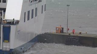 Stena Horizon nudging pier in storm [upl. by Yendyc930]