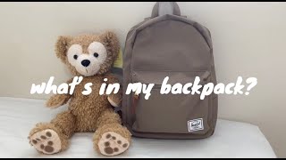 whats in my herschel backpack [upl. by Ajuna631]