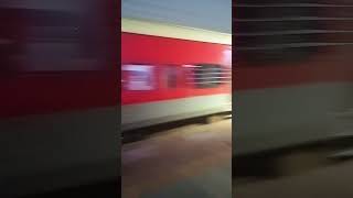 jaynagar intercity express arriving on bhagwanpur railway station [upl. by Annaeed]