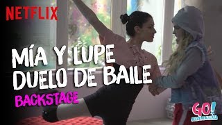 Go Vive a tu manera  Backstage Mía y Lupe Duelo de Baile [upl. by Lonnard]