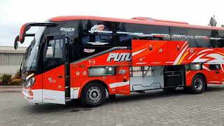 PC360 EN CHASIS HINO AK PUTUMAYO 039 [upl. by Nirrat655]