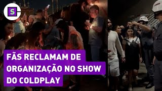 Coldplay fãs reclamam de arquibancadas bloqueadas durante show [upl. by Aivad]