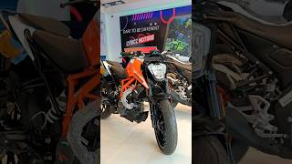 New KTM Duke 125 White Orange amp Black Colour Indian Version 2024 Review shorts duke125 bikecity [upl. by Lekram]