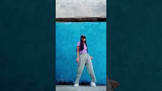 Mek it burn up dance dance  Short dancecover fyp [upl. by Cown]