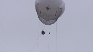 Polémica por los globos cámara de Santiago [upl. by Leugimesoj]