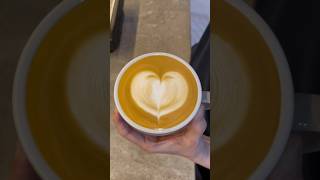 Layer heart ❤️ Art 😱 coffeeart latteartist barista cafelatteart coffee latteart [upl. by Cocke]