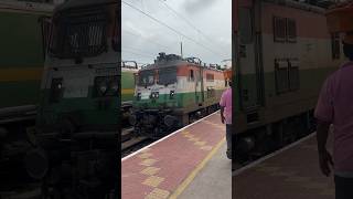 12246 SMVT Bengaluru to howrah Doronto express  pavanTrainTeluguTtraveller n shorts train viral [upl. by Lebama]