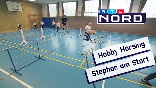 Stephan am Start Hobby Horsing  Sport mit Steckenpferden [upl. by Notxap]