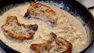 Côtelettes de porc à la sauce aux champignons amp crème 🥩🥛  Côtelettes en sauce  Recette  306 [upl. by Gerhan]