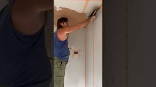 PLASTER A CORNER diy construction plastering shorts shortsvideo builder [upl. by Hofstetter]