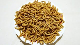 रतलामी सेव बनाने की विधि  Easy Ratlami Sev Recipe [upl. by Anilok19]