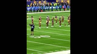 Jets kicker warm up  Vikings Cheerleaders  Jets Vikings Game [upl. by Aynatahs]