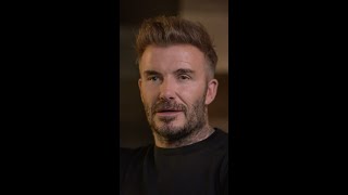 21 años desde que el Real Madrid presentase a David Beckham como su nuevo jugador galáctico [upl. by Ylekalb98]