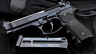 ► 10 Cosas que Debes Saber de la Beretta 92 [upl. by Wobniar]