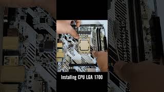 How to instal LGA 1700 CPU twovideo tutorial pccase pcgaming gaming computerhardware [upl. by Nomelif415]