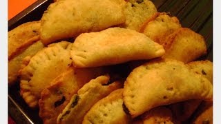 Video Ricetta Pizzette fritte con verdura e olive  Cucinando per Caso e per Passione [upl. by Tarfe]