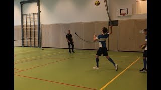 Gymles Volleybal 8 Koning service [upl. by Nuarb]