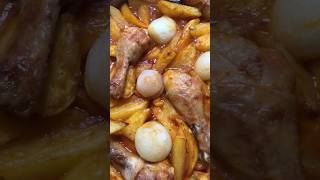 Chicken Potatoes The Best Way to Cook Them food cooking kitchenshorts viral trending chicken [upl. by Yelra]