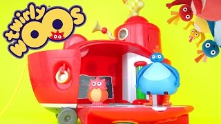 TWIRLYWOOS Big Red Boat Playset With BigHoo amp Peekaboo CBeebies Toys Unboxing Video [upl. by Ntsud]