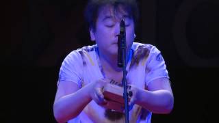 Kalimba thumb Piano player カリンバ（親指ピアノ）奏者HIROYUKI at TEDxTokyo English [upl. by Bezanson]