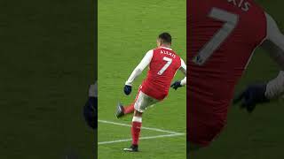 Olivier Giroud scores an unbelievable scorpion kick against Crystal Palace [upl. by Hyatt]