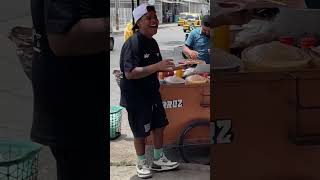 humor El sabor esta en la salsa 3 🤣😂 Al chimba no le sale  humor latino y comedia latino [upl. by Putscher]