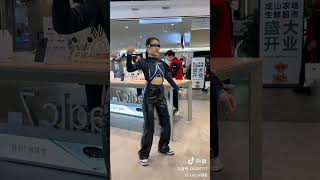 Mall shortvideo robot freestyle [upl. by Bernadina598]