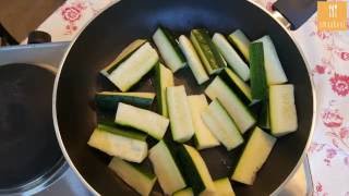 Zoet pittige courgette reepjes [upl. by Kuhn]