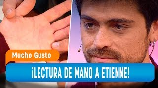 ¡Lucho le leyó la mano a Etienne  Mucho Gusto 2018 [upl. by Albright]