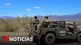 El despliegue militar a Sinaloa genera enfrentamientos muere un uniformado  Noticias Telemundo [upl. by Aeriel]