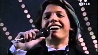 Luis Miguel Vivo Viña del Mar 1985 Completo [upl. by Sillsby280]