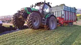 Silo fahren mit Deutz Agrotron 150 [upl. by Arahs]