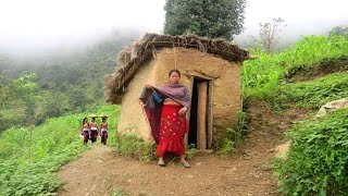 India Village Woman Working  Uttar Pradesh Life Of Rural People  RealLifeIndia [upl. by Liesa]