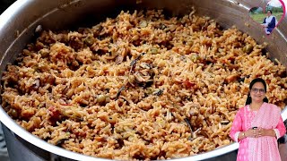 காளான் பிரியாணி 10 பேருக்கு இப்படி செய்ங்க  Mushroom Biryani In Tamil  Lunch Recipes [upl. by Adamek]