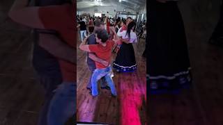 shotrs dança dancarinos no clube Guarani em Itapejara do Oeste no Paraná Brasil [upl. by Roanna]