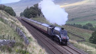 A4 60007 Takes 12 over the Long Drag on the Fellsman 28824 [upl. by Nudd]