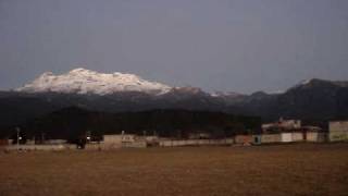 Volcanes Popocatepetl e Iztaccihuatl desde Poblado de Amecameca Estado de Mexico [upl. by Acsot]