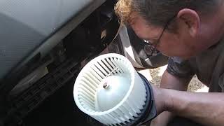 2007 Mitsubishi Outlander Blower motor replacement [upl. by Idoc]