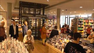 Flashmob Akademiechor in der Buchhandlung Graff [upl. by Itsud]