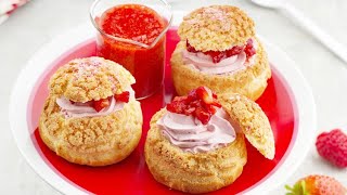 Recette  Choux crème fouettée fraises et framboises [upl. by Weidner608]