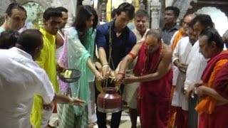 Tiger Shroff amp Kriti Sanon SPOTTED at Babulnath TEMPLE [upl. by Riti132]