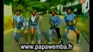 Papa Wemba  Est ce que [upl. by Anwahsar550]