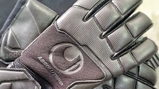 LUVA DE GOLEIRO Uhlsport Confort Absolutgrip MELHOR CUSTO BENEFÍCIO 11072022🥅⚽️ [upl. by Chari]