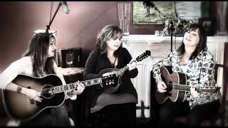 Matraca Berg Gretchen Peters amp Suzy Bogguss  Farther along [upl. by Courcy]