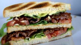 BLT sandwich  Recept [upl. by Anihpled]