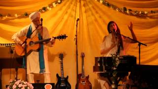 Bhaja Man Mere  The GuruGanesha Band Live in Concert [upl. by Gnahk]