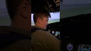 12 YEAR OLD LANDS A B737 simulator aviation pilot pilotlife shorts [upl. by Greysun325]