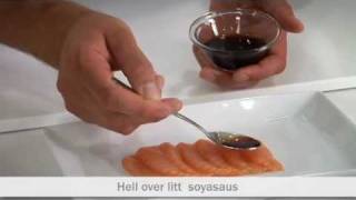 Slik lager du sashimi av SALMA laks [upl. by Kcirdez]