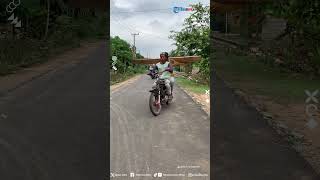 Niatnya Bikin Video Gayagayaan saat Naik Motor Pemuda Ini Malah Dapat Salam Dari Papan [upl. by Philan381]